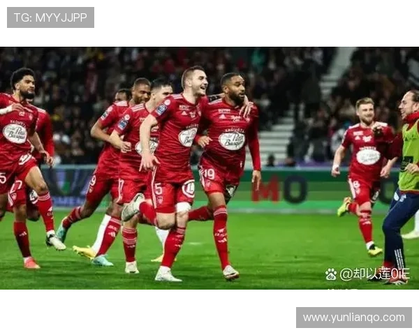 布雷斯特近期比赛精彩回顾，精彩进球与紧张对抗备受球迷关注