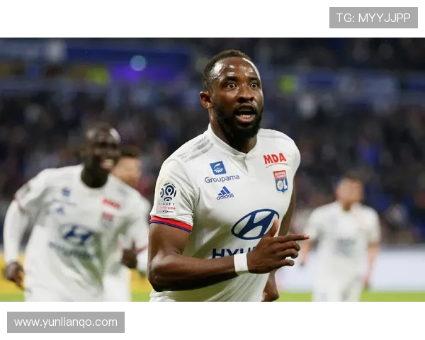 格纳布里射门方式解析:本赛季表现稳健,射门效率持续提升 格纳布里射门方式解析:本赛季表现稳健,射门效率持续提升