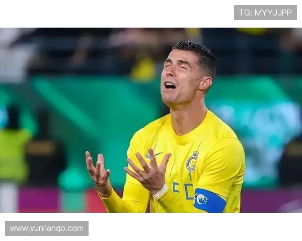 罗马教练战术争议显现，球队近期表现波动，稳定性面临考验